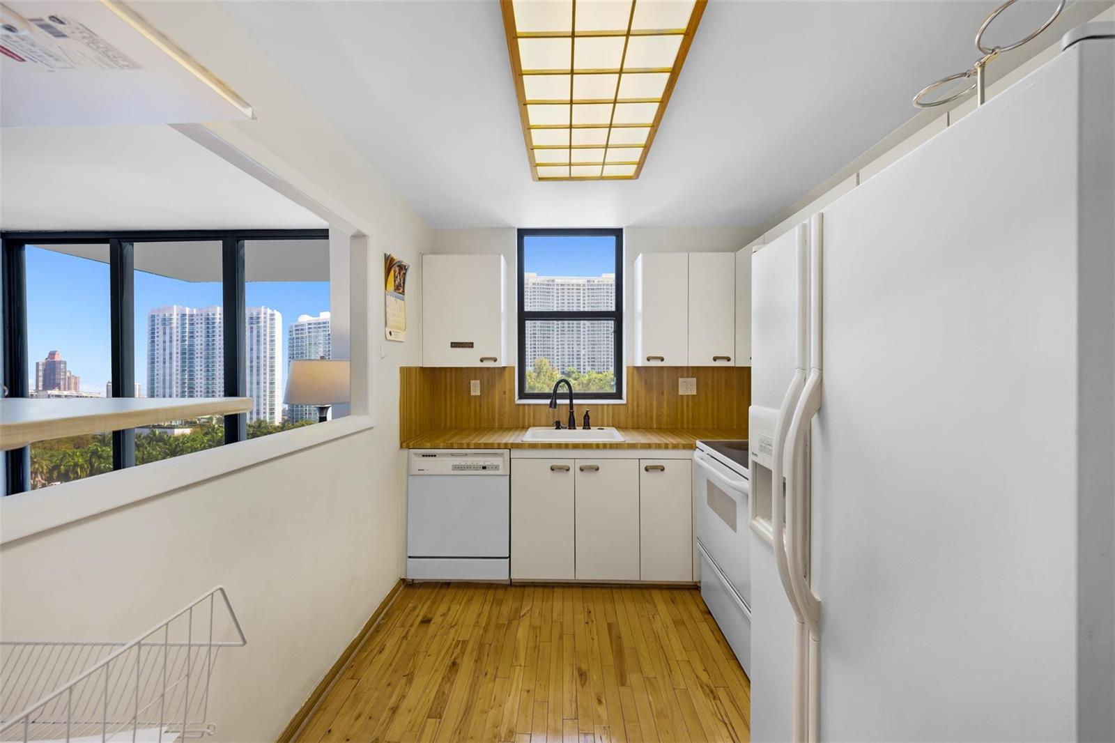 Photo of 18181 31st  #804, Aventura, Florida, 33160 - Photo 12