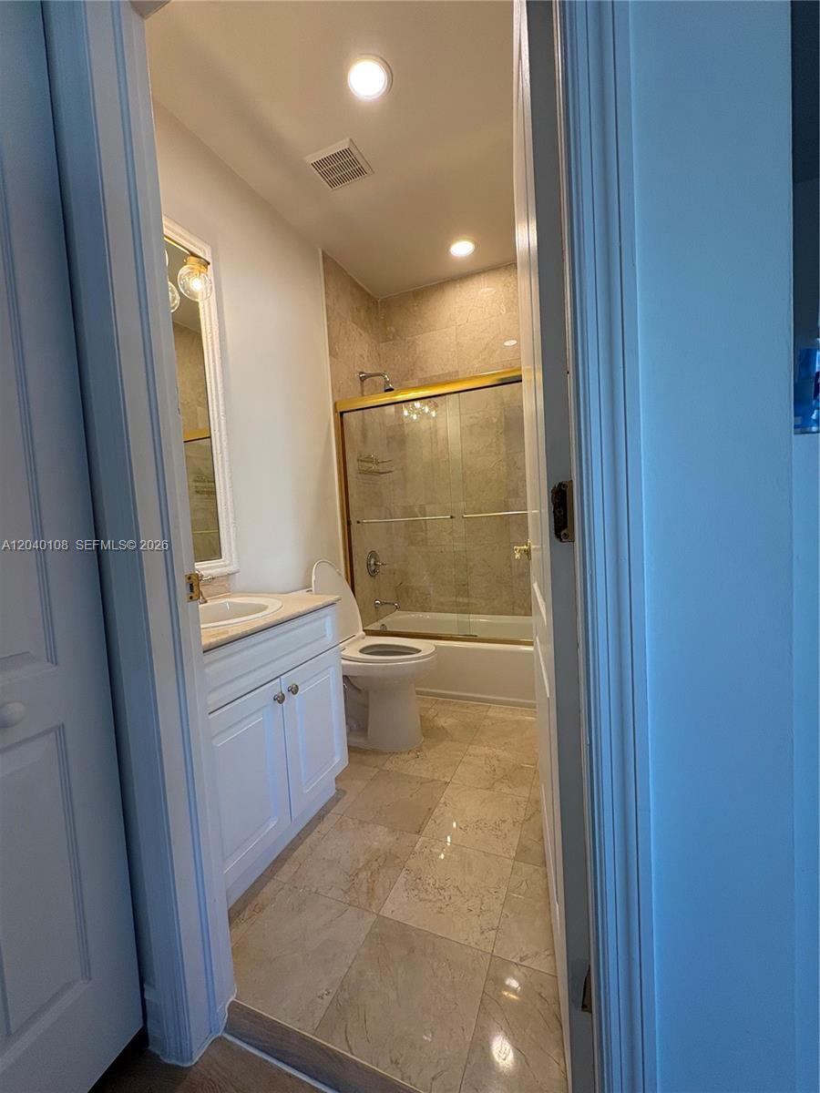 Photo of 18410 30th Ave  (18410), Aventura, Florida, 33160 - 