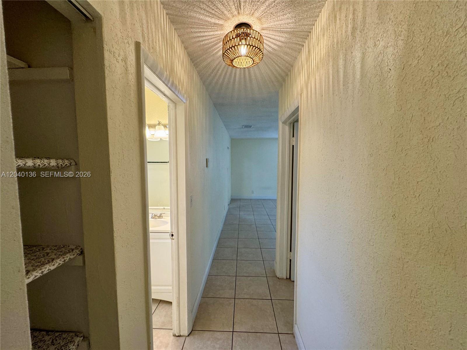 Ver detalles / 2273 sq. ft. $ 2026-06-19 0 foto