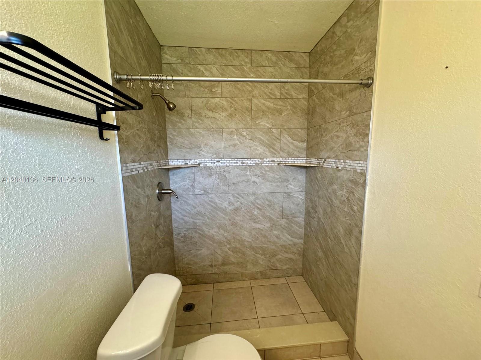 Ver detalles / 2273 sq. ft. $ 2026-06-19 0 foto