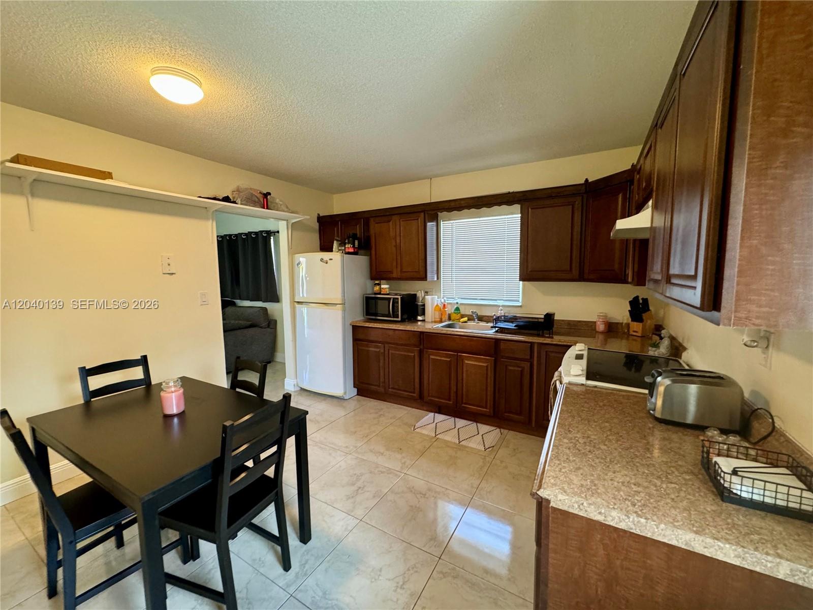   /  2273 sq. ft. $ 2026-06-19 0 foto