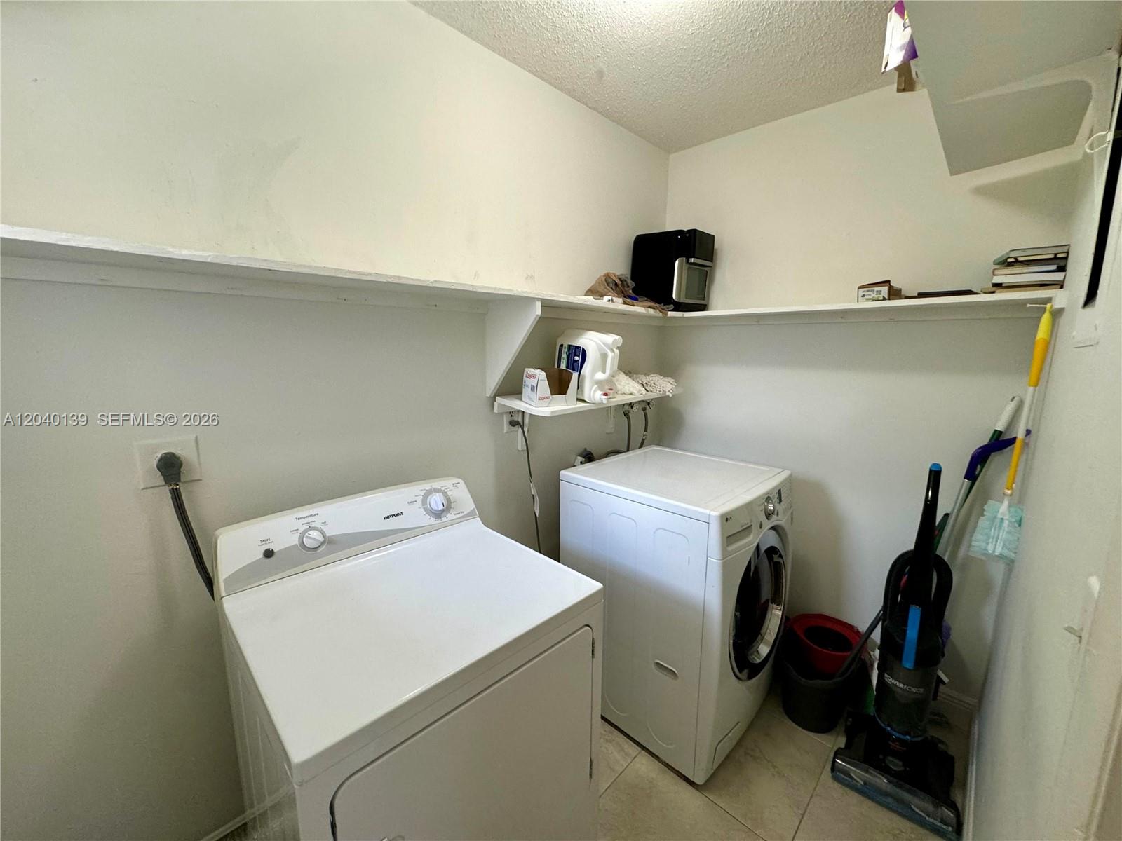   /  2273 sq. ft. $ 2026-06-19 0 foto