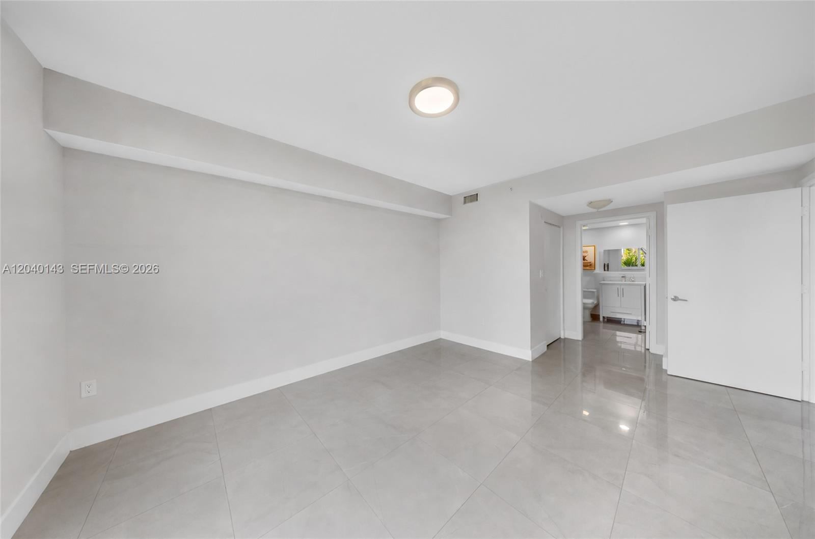 Photo of 2775 187th St  #318, Aventura, Florida, 33180 - 