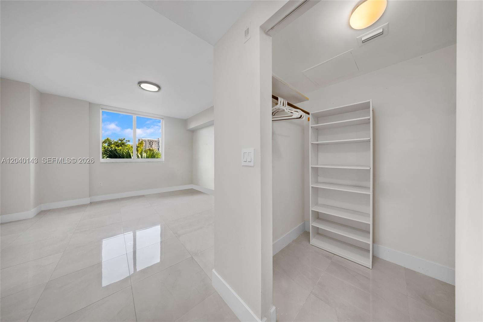 Photo of 2775 187th St  #318, Aventura, Florida, 33180 - 