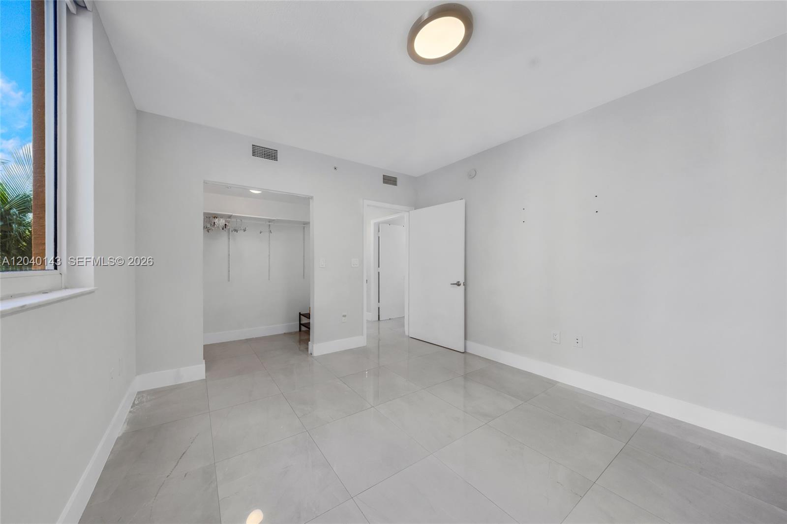 Photo of 2775 187th St  #318, Aventura, Florida, 33180 - 