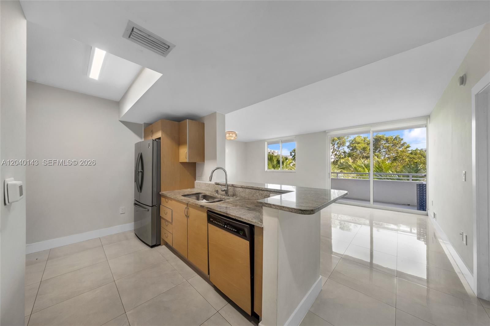 Photo of 2775 187th St  #318, Aventura, Florida, 33180 - 