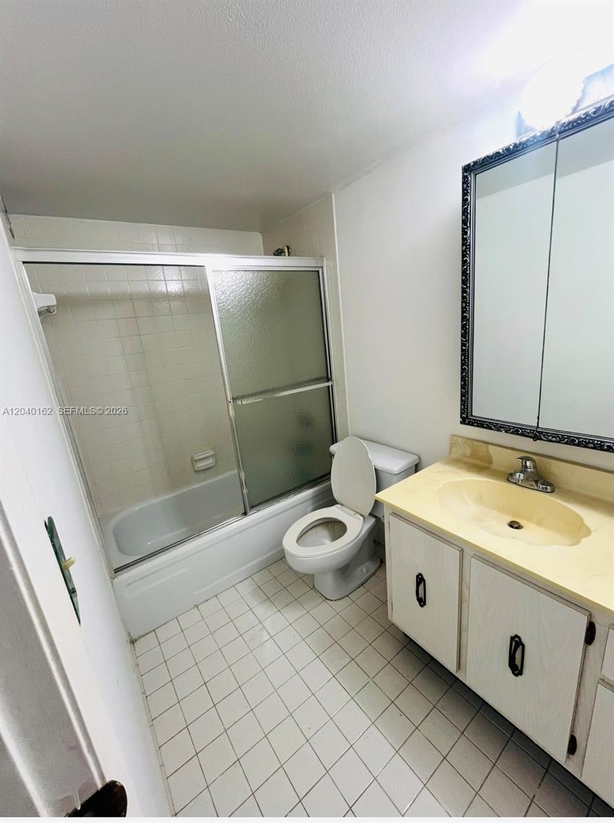 Photo of 600 Three Islands Blvd #1015, Hallandale Beach, Florida, 33009 -