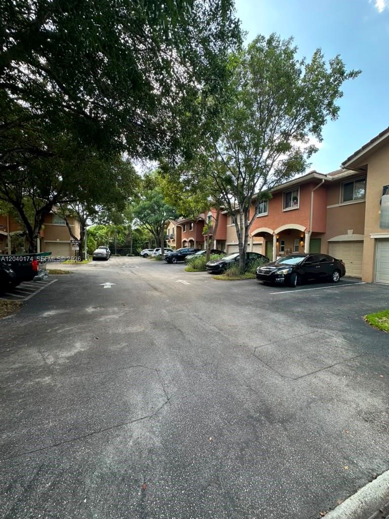   /   sq. ft. $ 2026-06-19 0 foto