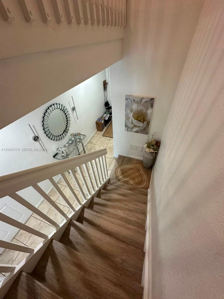   /   sq. ft. $ 2026-06-19 0 foto