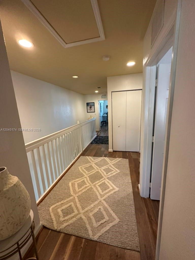   /   sq. ft. $ 2026-06-19 0 foto