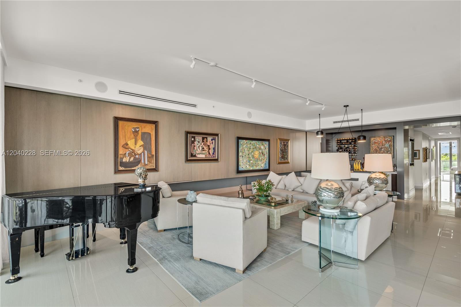 Photo of 3300 188th St  #318, Aventura, Florida, 33180 - 