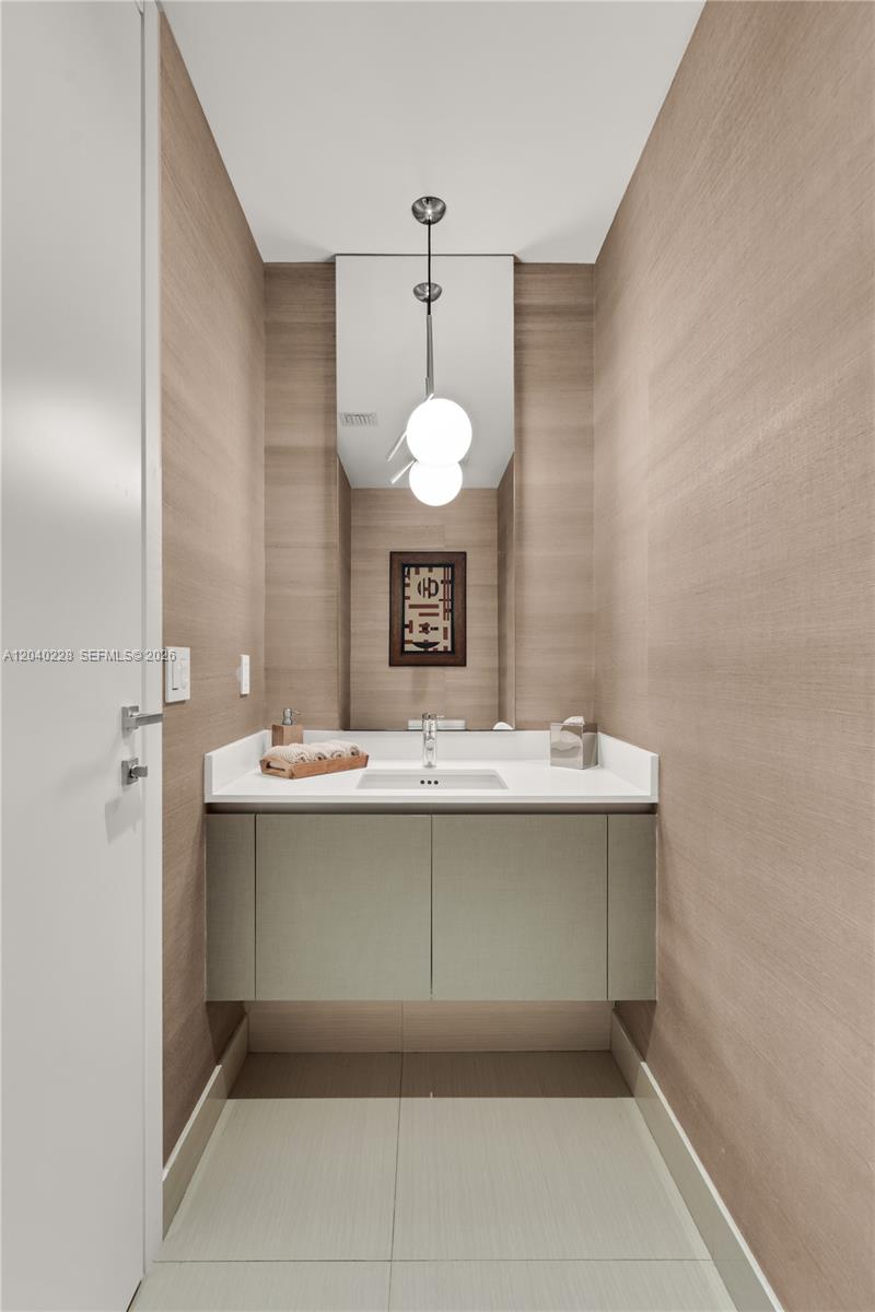 Photo of 3300 188th St  #318, Aventura, Florida, 33180 - 