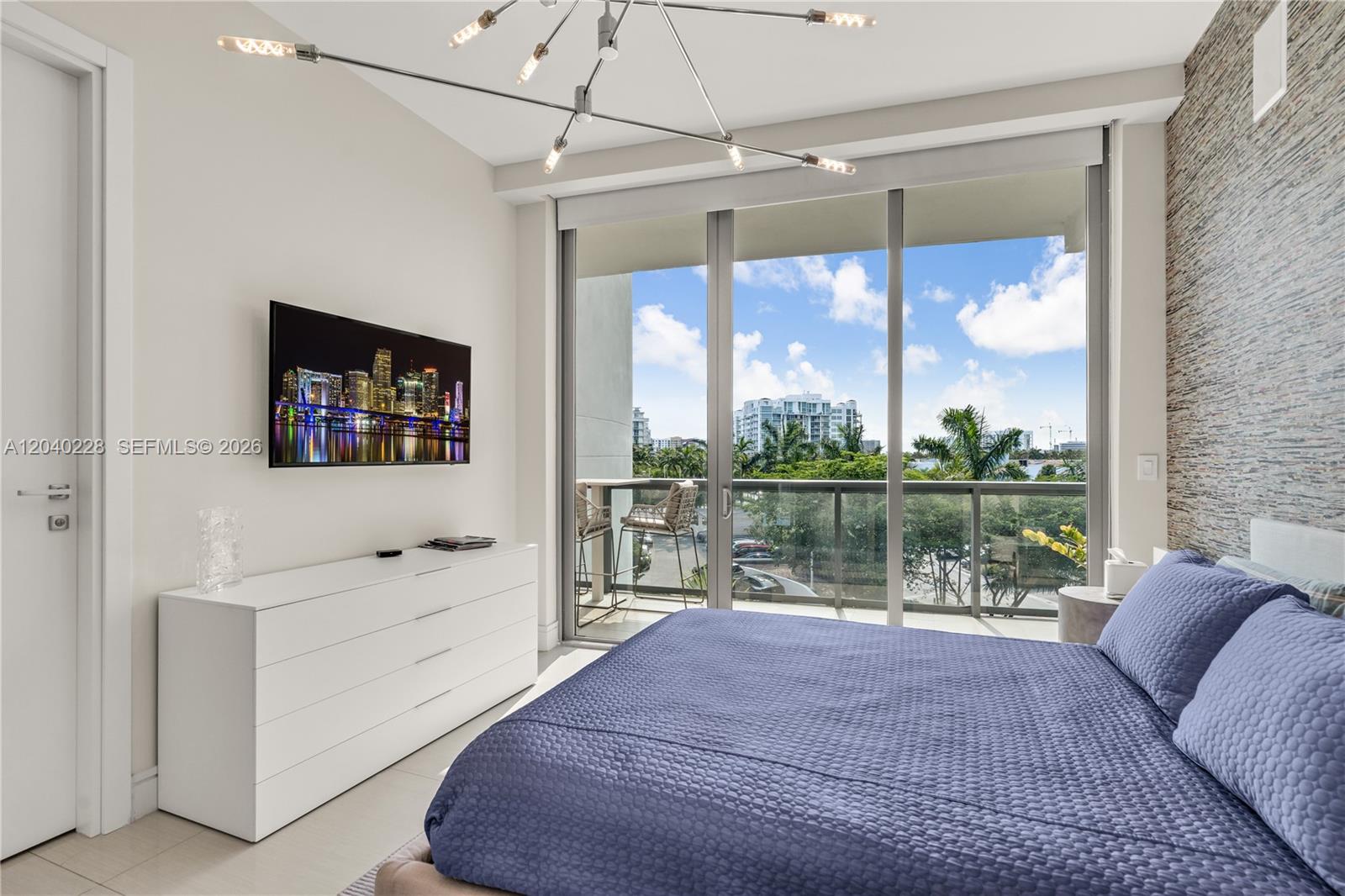 Photo of 3300 188th St  #318, Aventura, Florida, 33180 - 