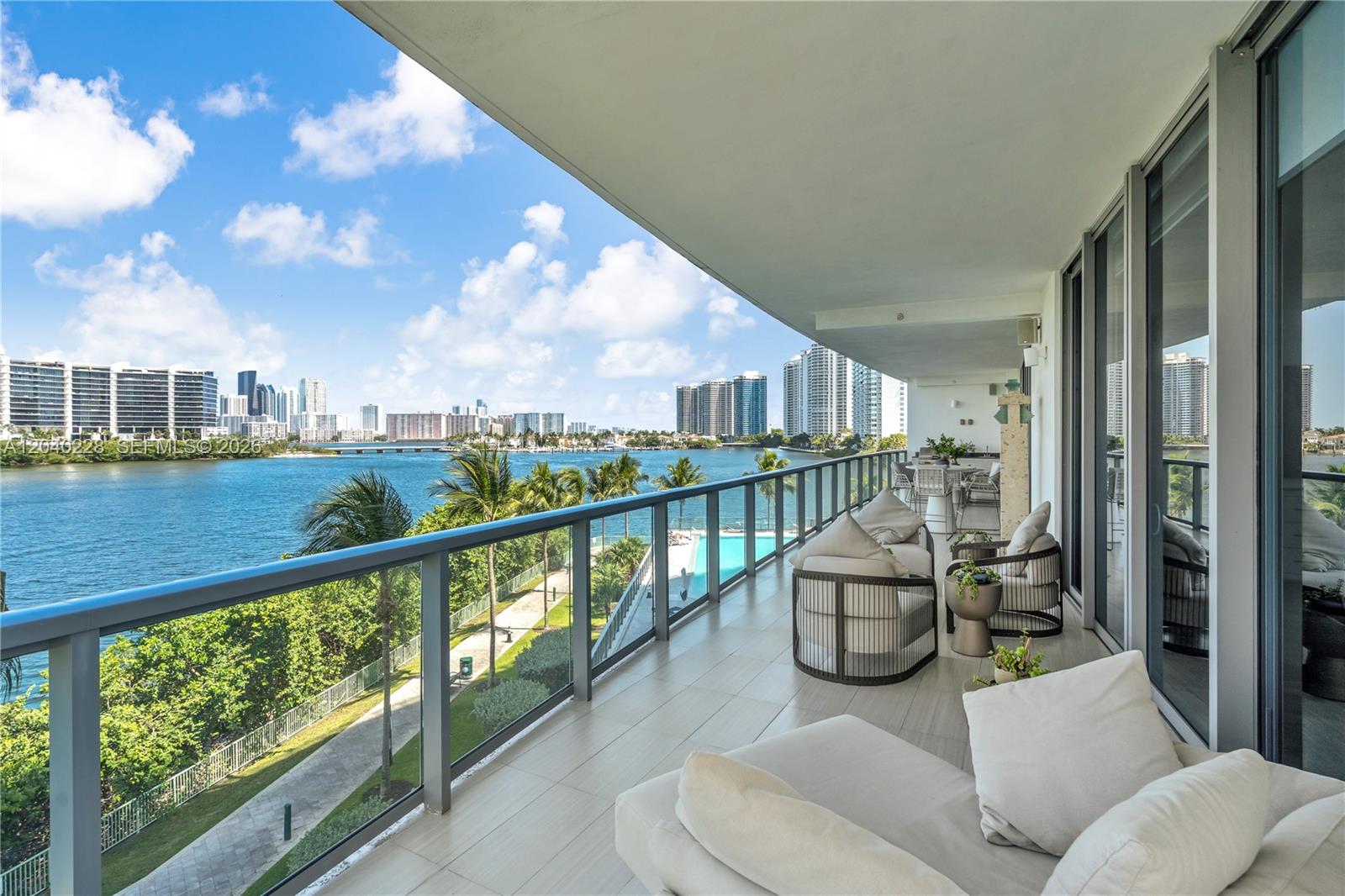 Photo of 3300 188th St  #318, Aventura, Florida, 33180 - 