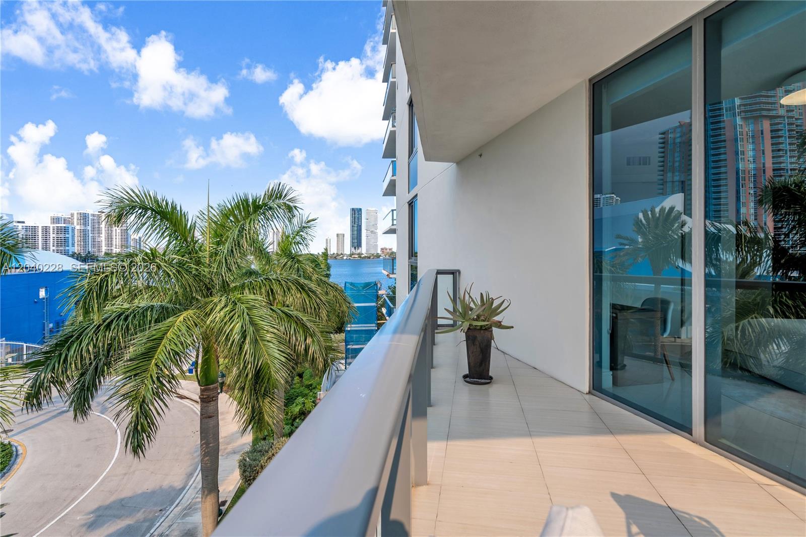 Photo of 3300 188th St  #318, Aventura, Florida, 33180 - 