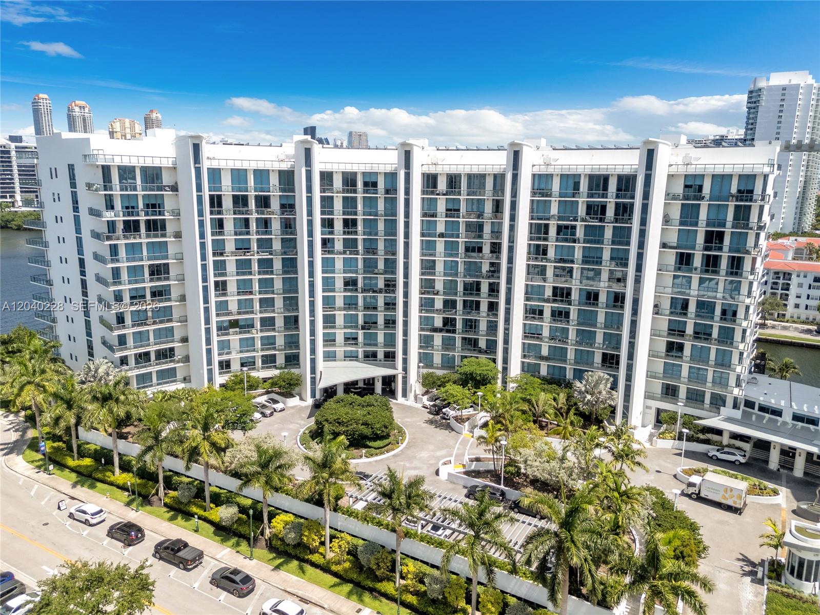Photo of 3300 188th St  #318, Aventura, Florida, 33180 - 