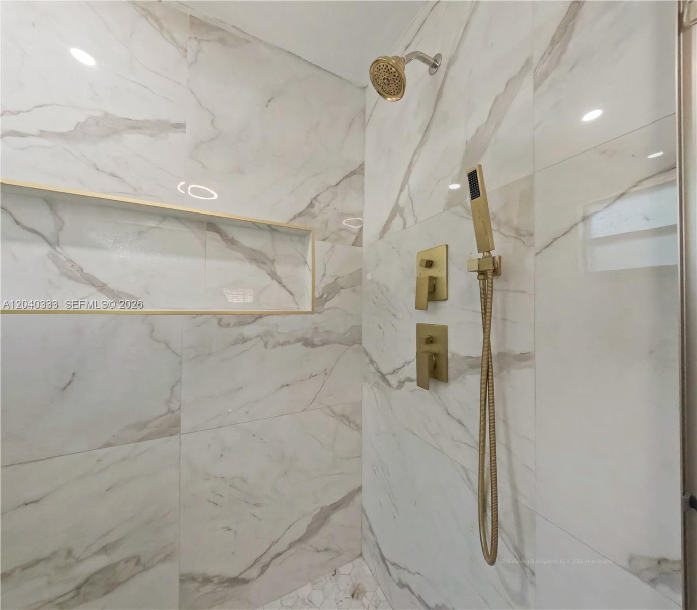 2218 2 / 1 960 sq. ft. $ 2026-06-19 0 Photo