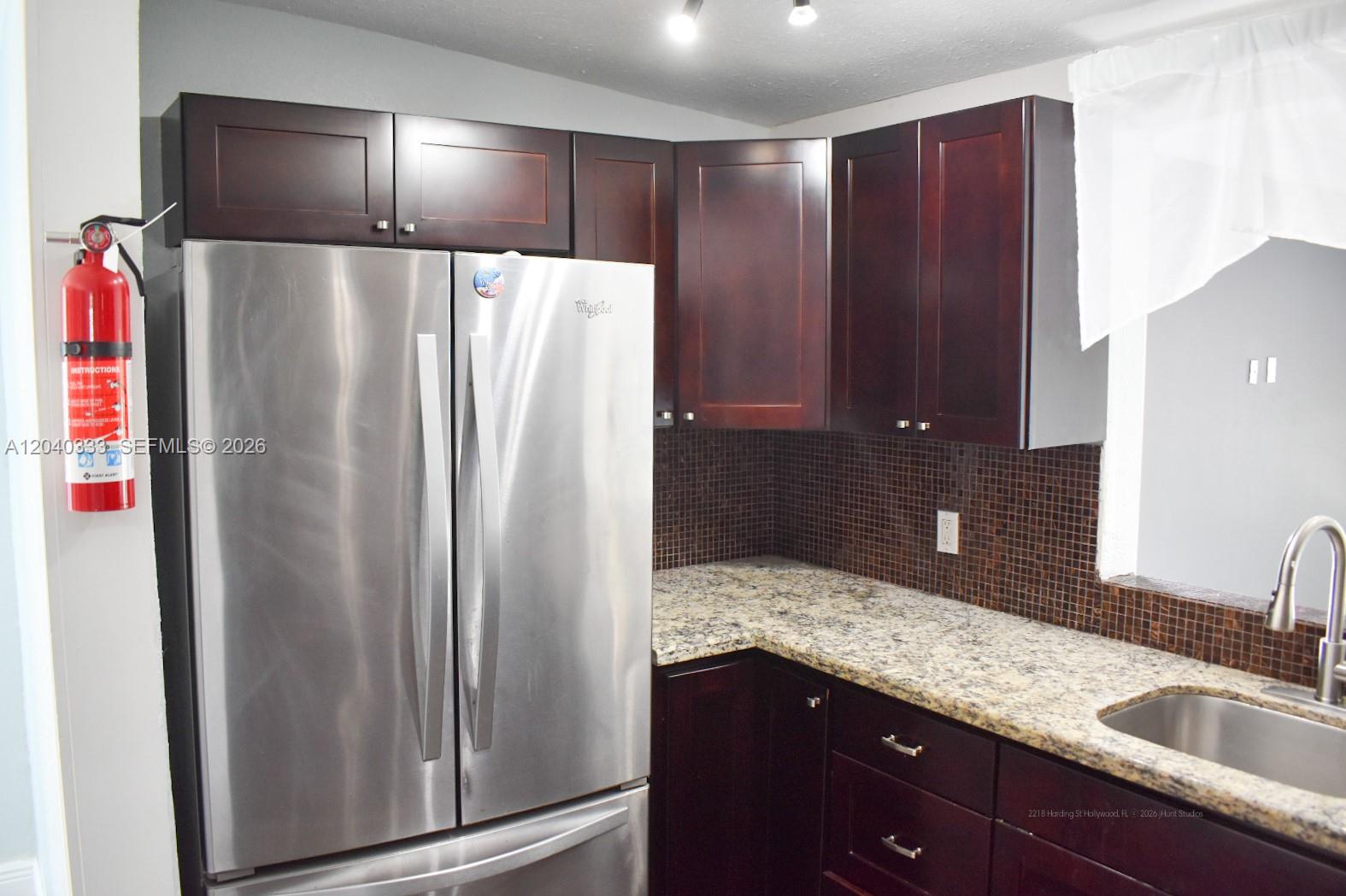 2218 2 / 1 960 sq. ft. $ 2026-06-19 0 Photo