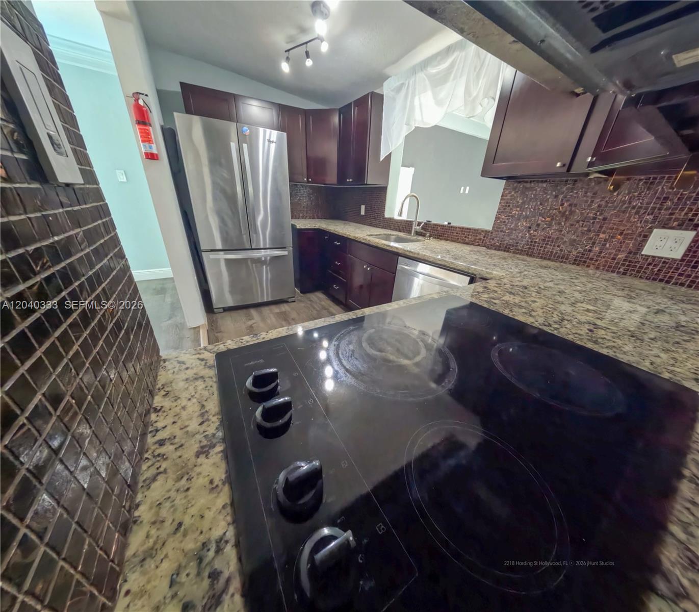 2218 2 / 1 960 sq. ft. $ 2026-06-19 0 Photo