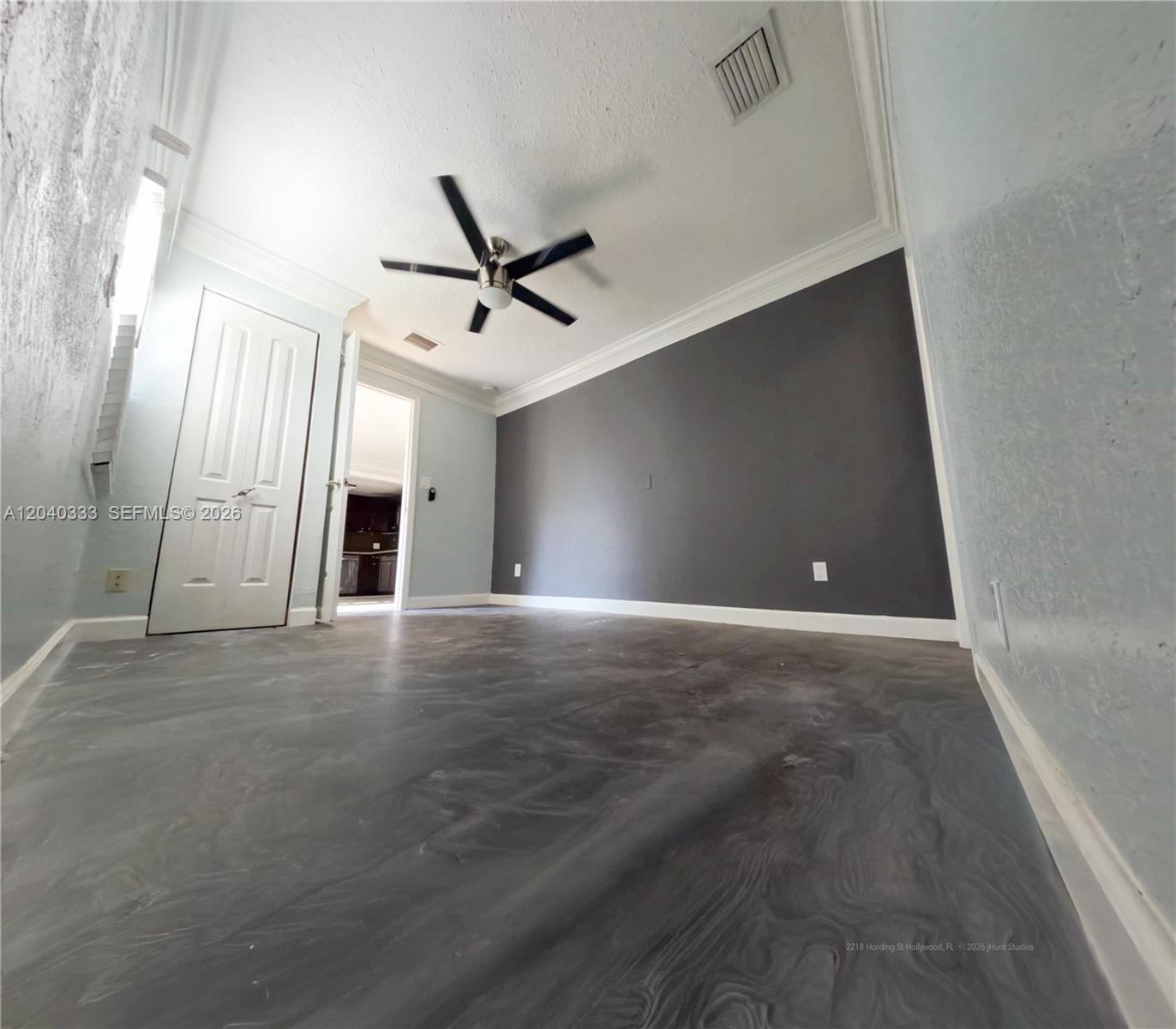 2218 2 / 1 960 sq. ft. $ 2026-06-19 0 Photo