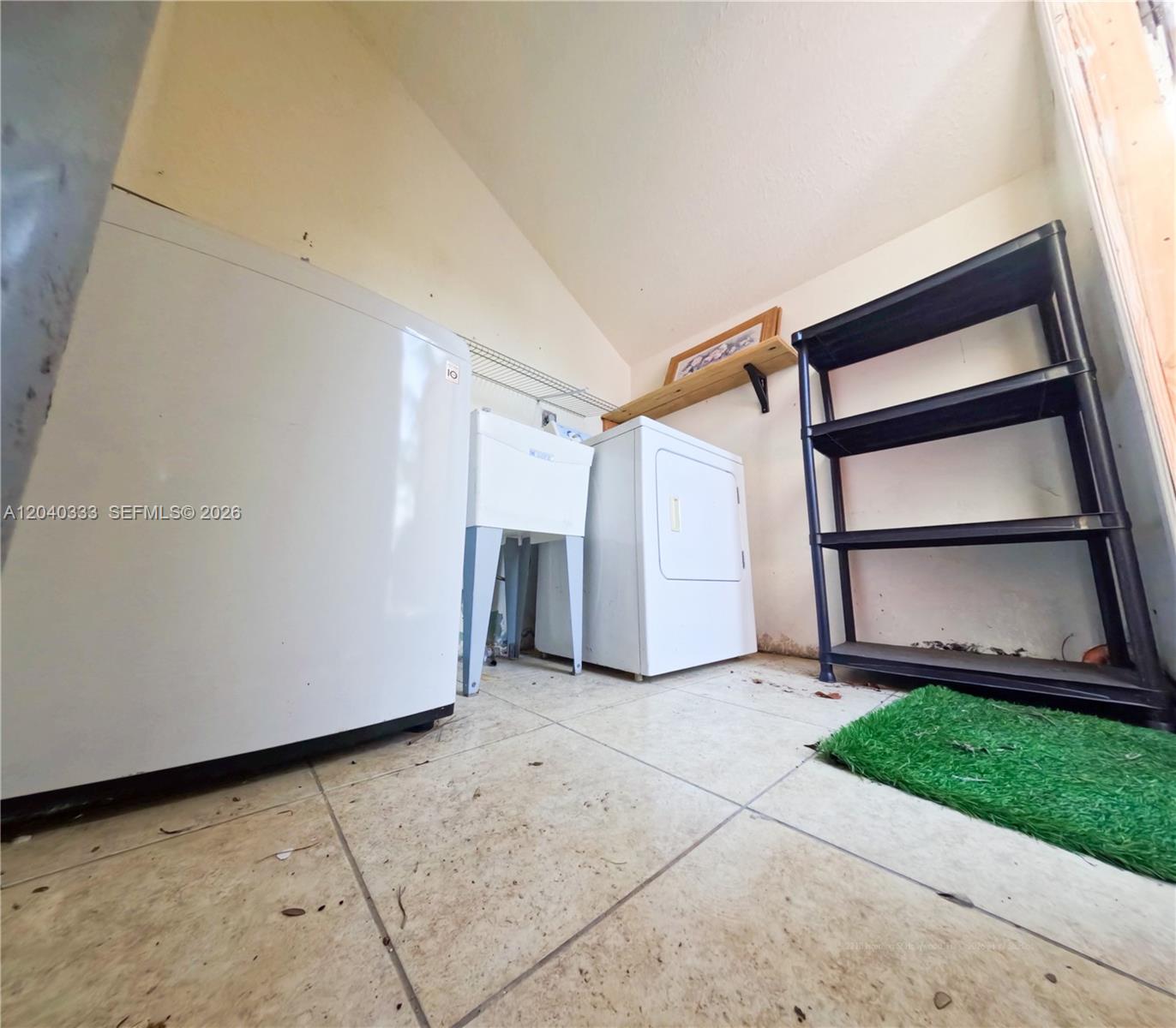 2218 2 / 1 960 sq. ft. $ 2026-06-19 0 Photo