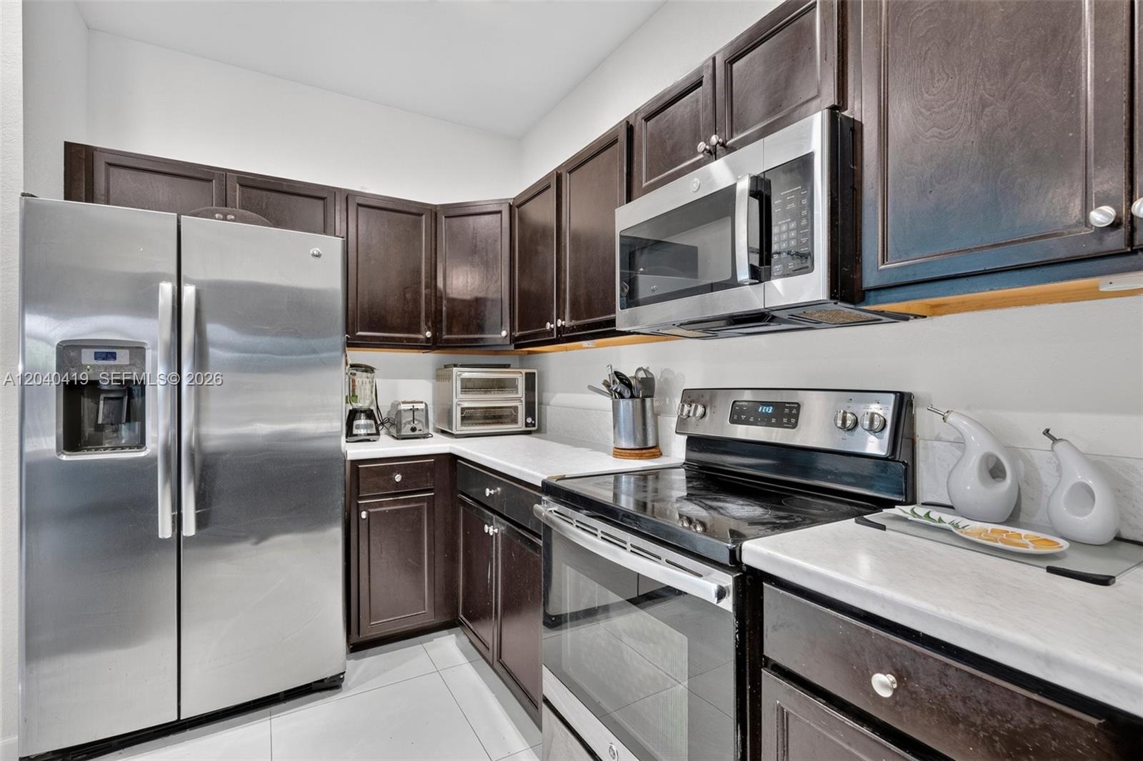 Ver detalles 11418 3 / 3 1659 sq. ft. $ 2026-06-20 0 foto