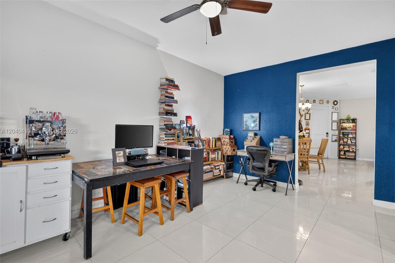 Ver detalles 11418 3 / 3 1659 sq. ft. $ 2026-06-20 0 foto
