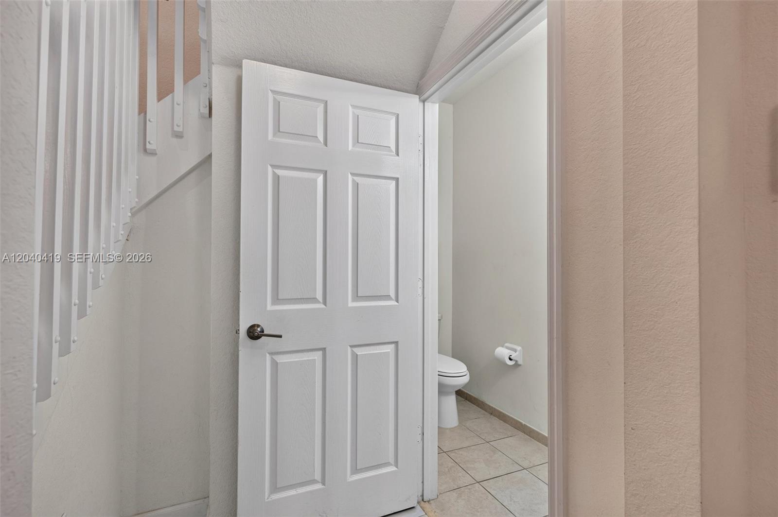 Ver detalles 11418 3 / 3 1659 sq. ft. $ 2026-06-20 0 foto
