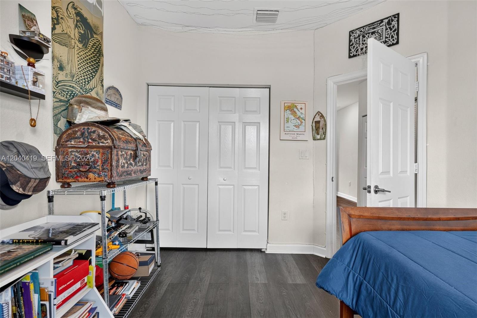 Ver detalles 11418 3 / 3 1659 sq. ft. $ 2026-06-20 0 foto