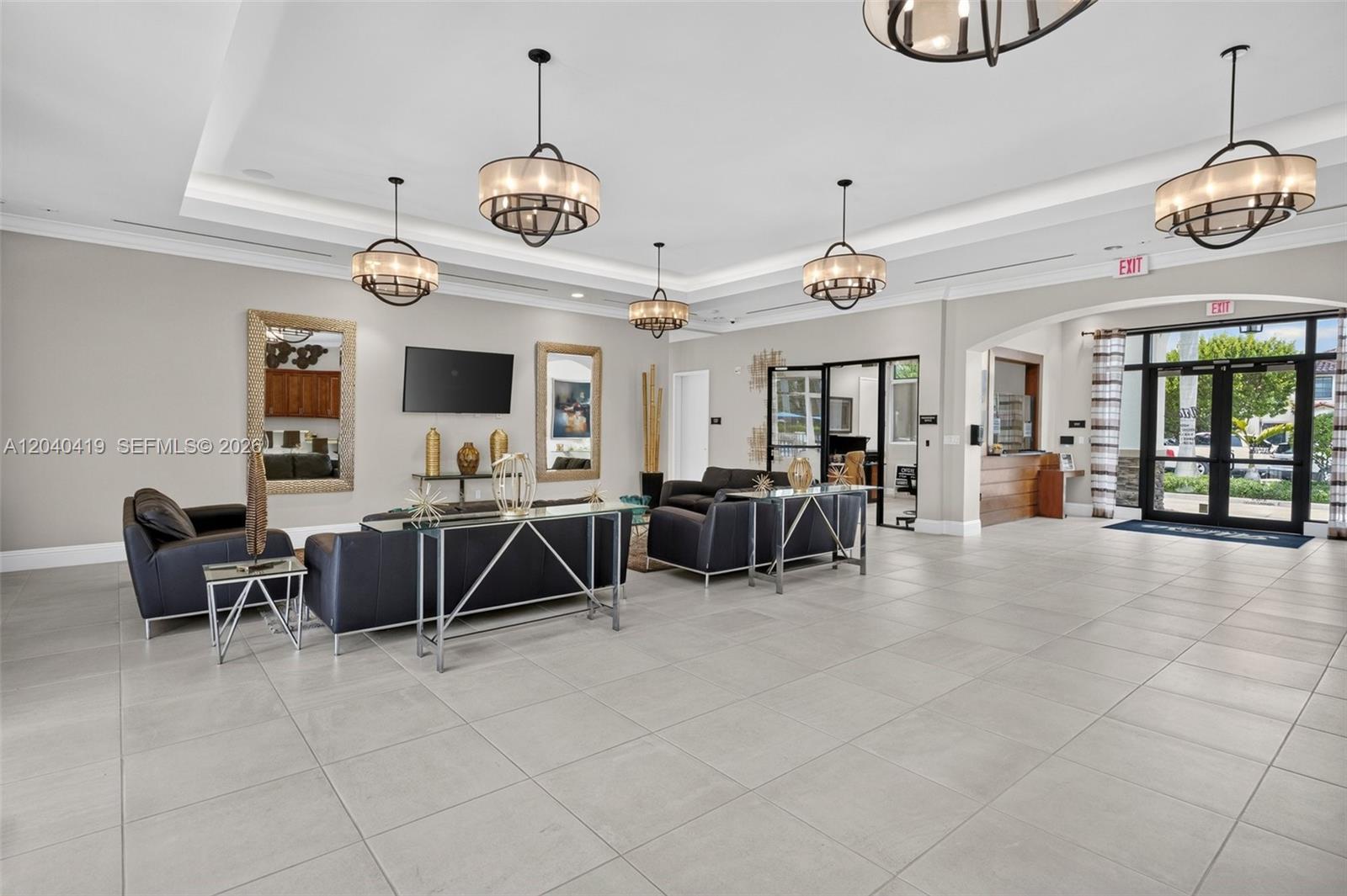 Ver detalles 11418 3 / 3 1659 sq. ft. $ 2026-06-20 0 foto