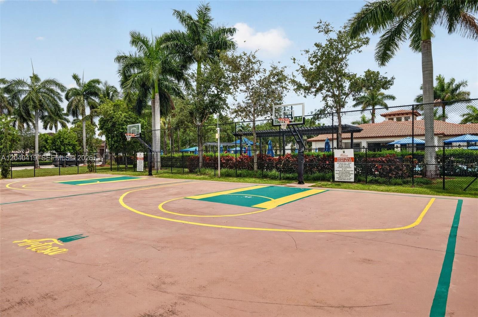 Ver detalles 11418 3 / 3 1659 sq. ft. $ 2026-06-20 0 foto