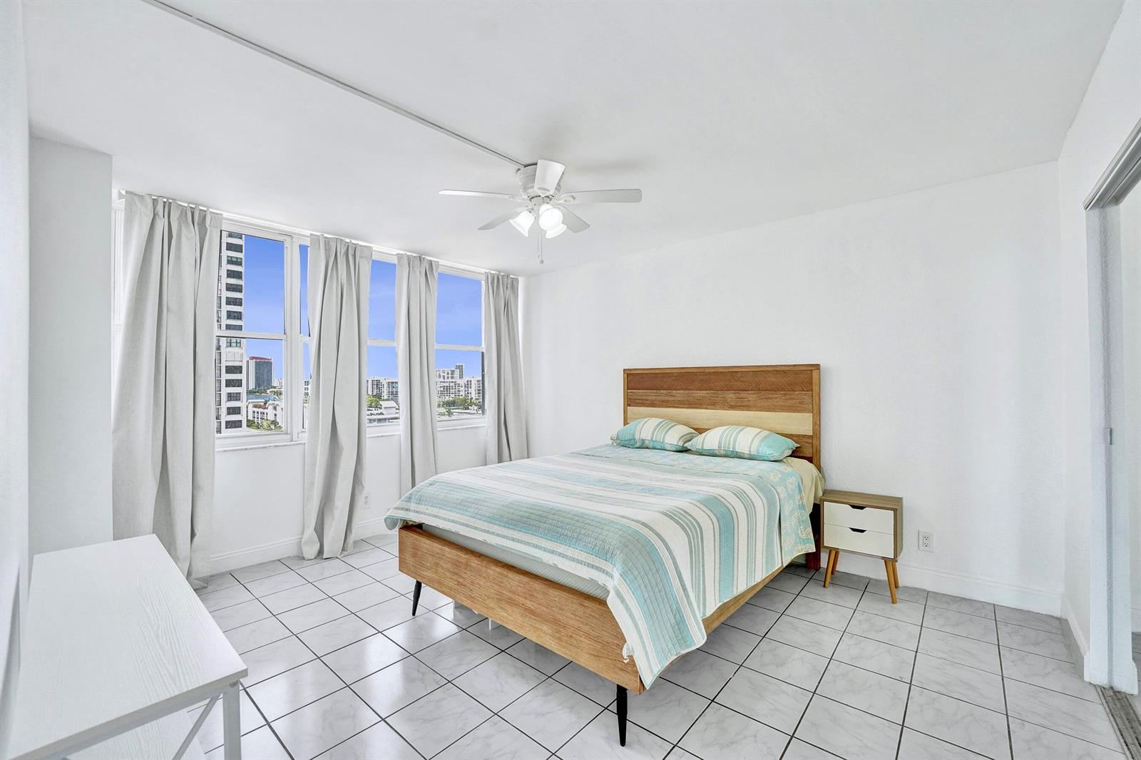 Photo of 2101 Ocean  #801, Hollywood, Florida, 33019 - Bedroom 2