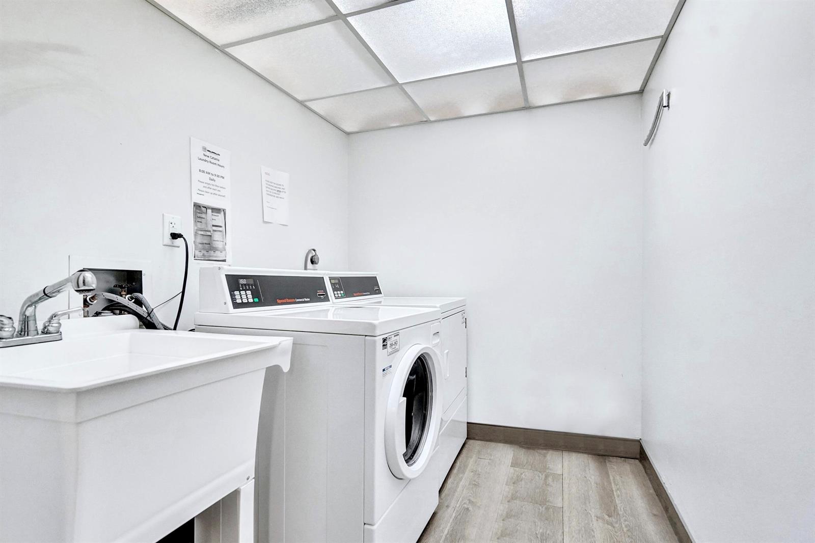 Photo of 2101 Ocean  #801, Hollywood, Florida, 33019 - Community Laundry Room