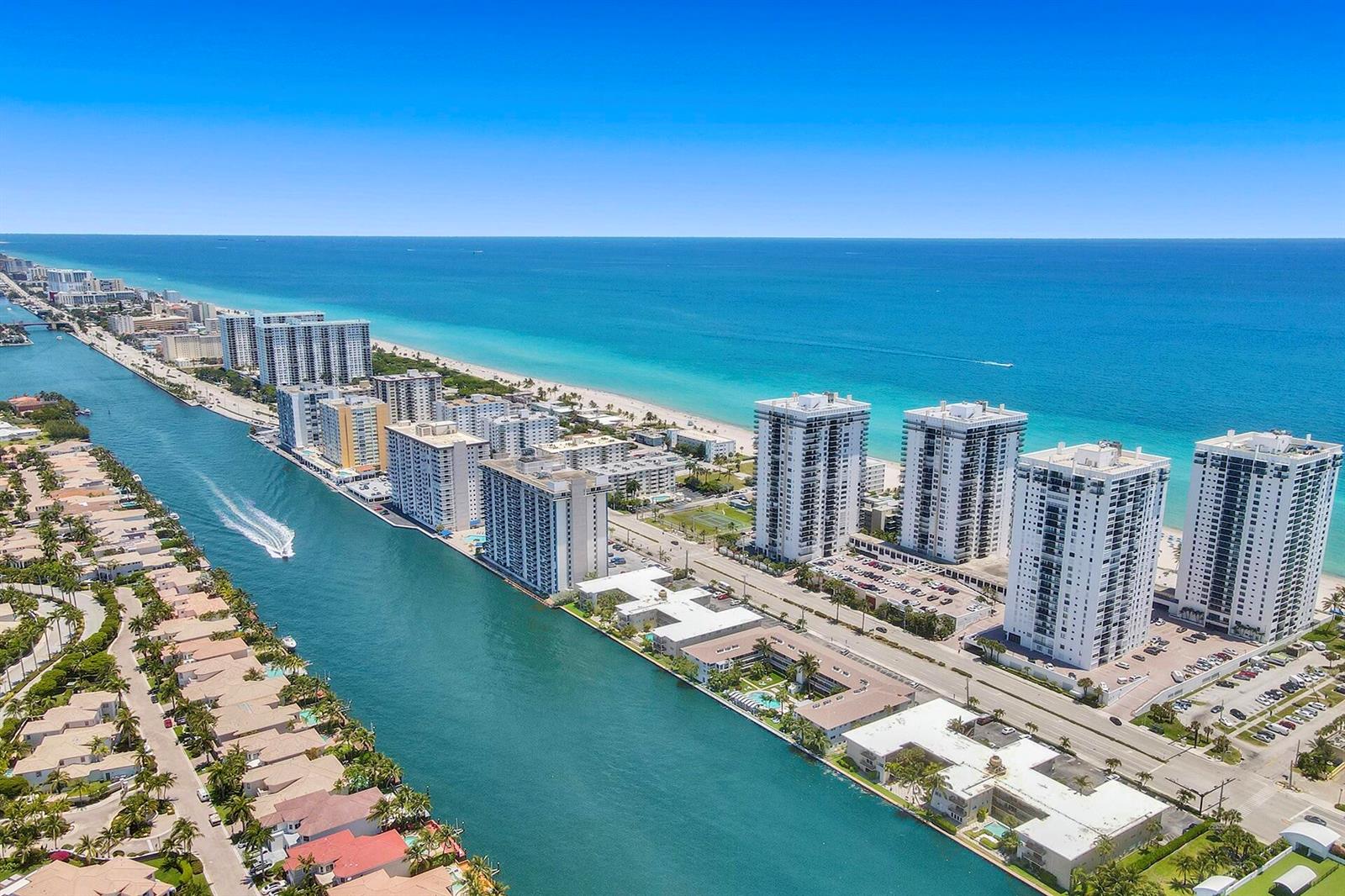 Photo of 2101 Ocean  #801, Hollywood, Florida, 33019 - Aerial. Quadomain