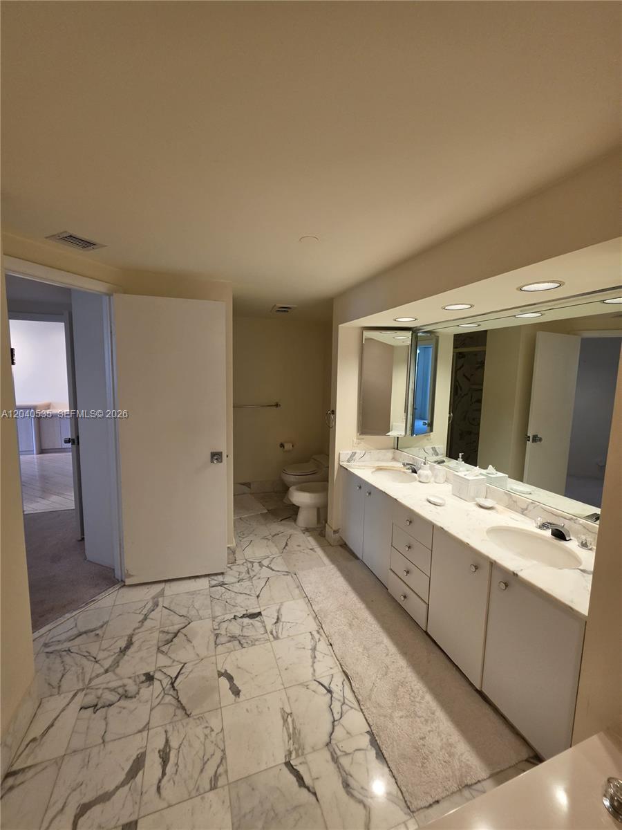 Photo of 20191 Country Club Dr  #1805, Aventura, Florida, 33180 - 