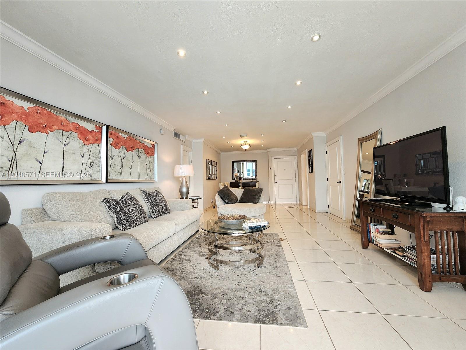 Photo of 2030 Ocean Dr #2204, Hallandale Beach, Florida, 33009 -
