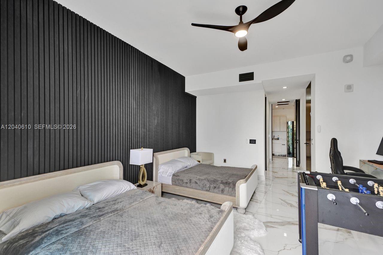 Photo of 3300 188th St  #210, Aventura, Florida, 33180 - 