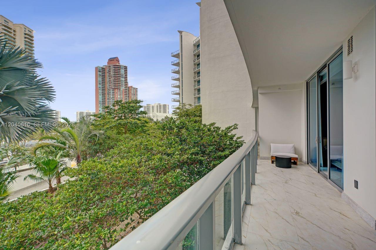 Photo of 3300 188th St  #210, Aventura, Florida, 33180 - 