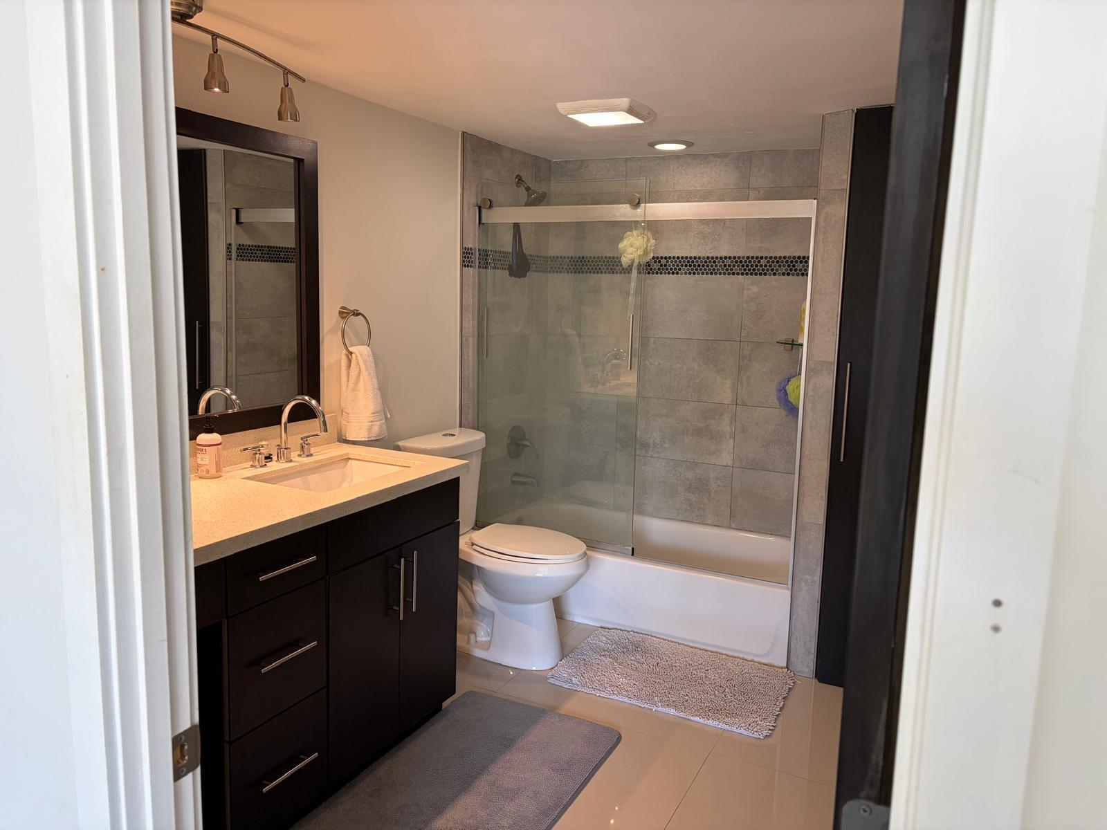 Photo of 3625 Country Club #206, Aventura, Florida, 33180 - dbedef99-90cc-49ee-ac66-e5b9421ef907
