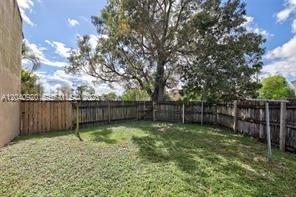 See details 350 3 / 3 1480 sq. ft. $ 2026-08-10 0 Photo