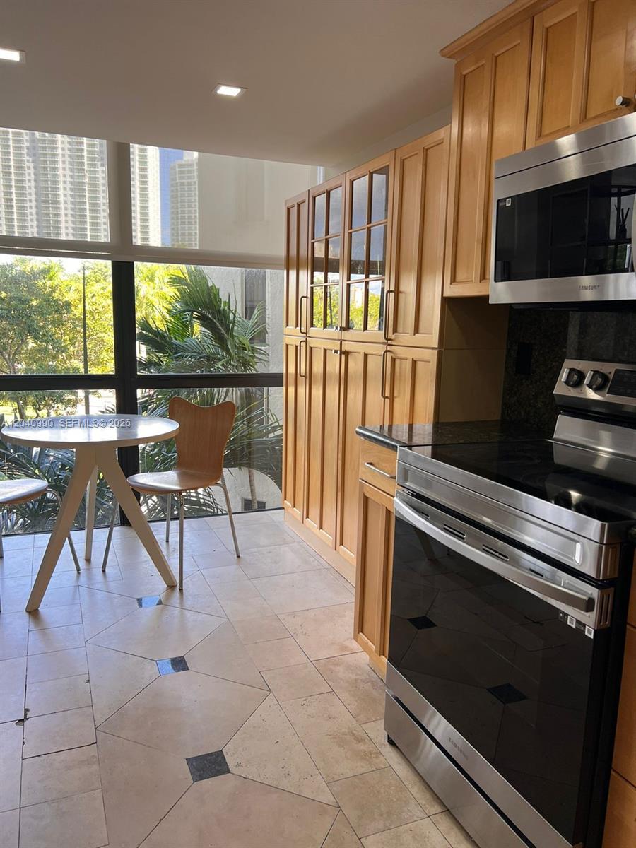 Photo of 18181 NE 31st ct  #305, Aventura, Florida, 33160 - 