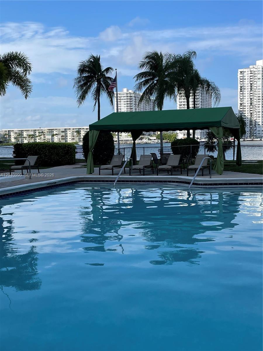 Photo of 18181 NE 31st ct  #305, Aventura, Florida, 33160 - 