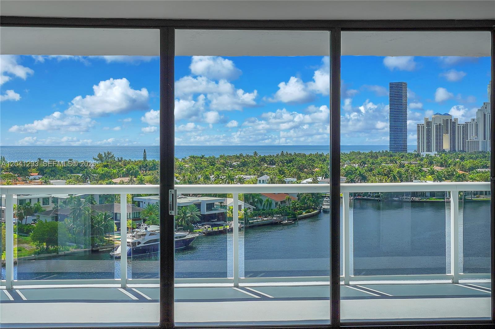 Photo of 20515 Country Club Dr  #1245, Aventura, Florida, 33180 - 
