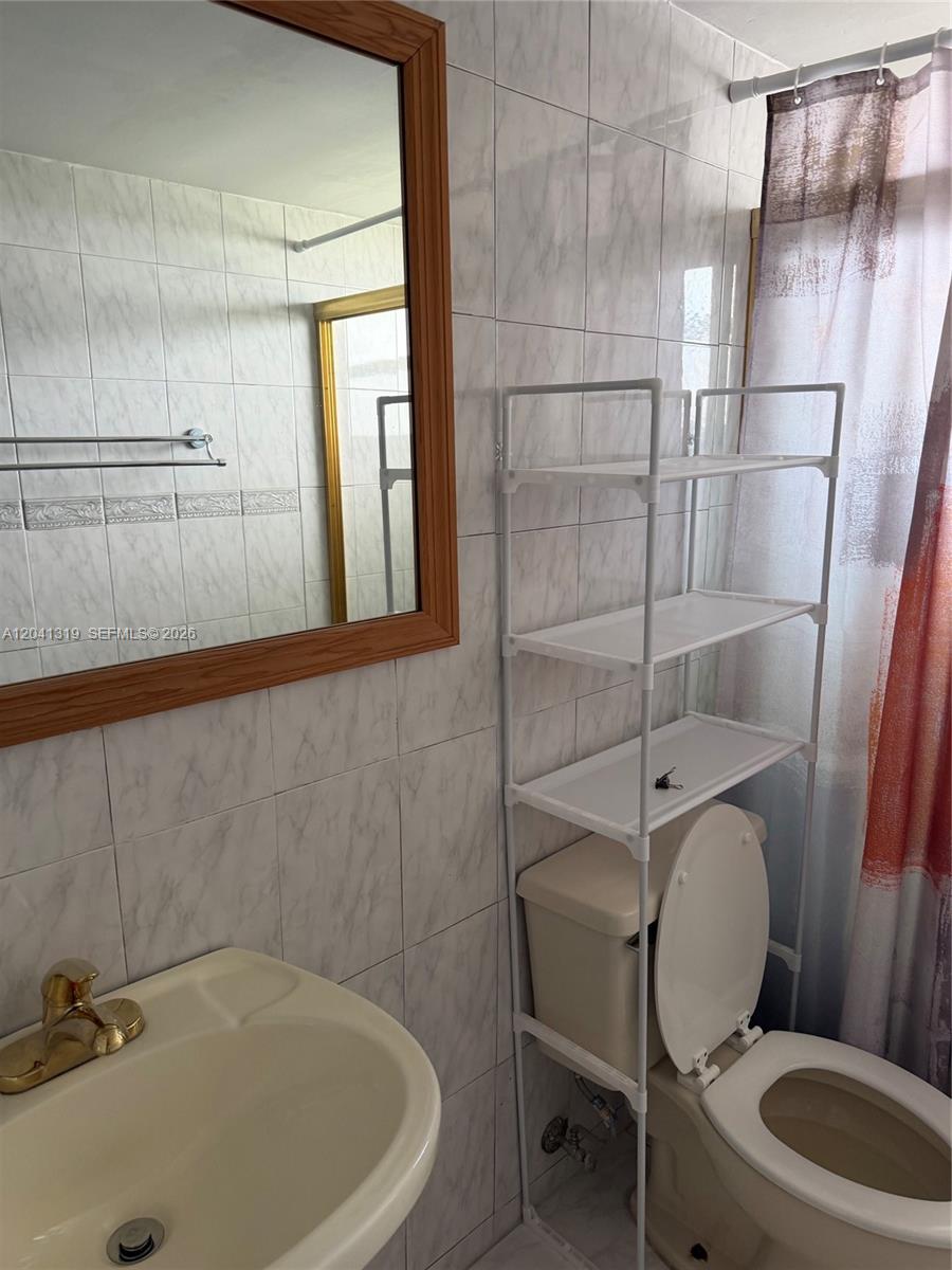 627-4 2 / 2 1317 sq. ft. $ 2026-06-24 0 Photo