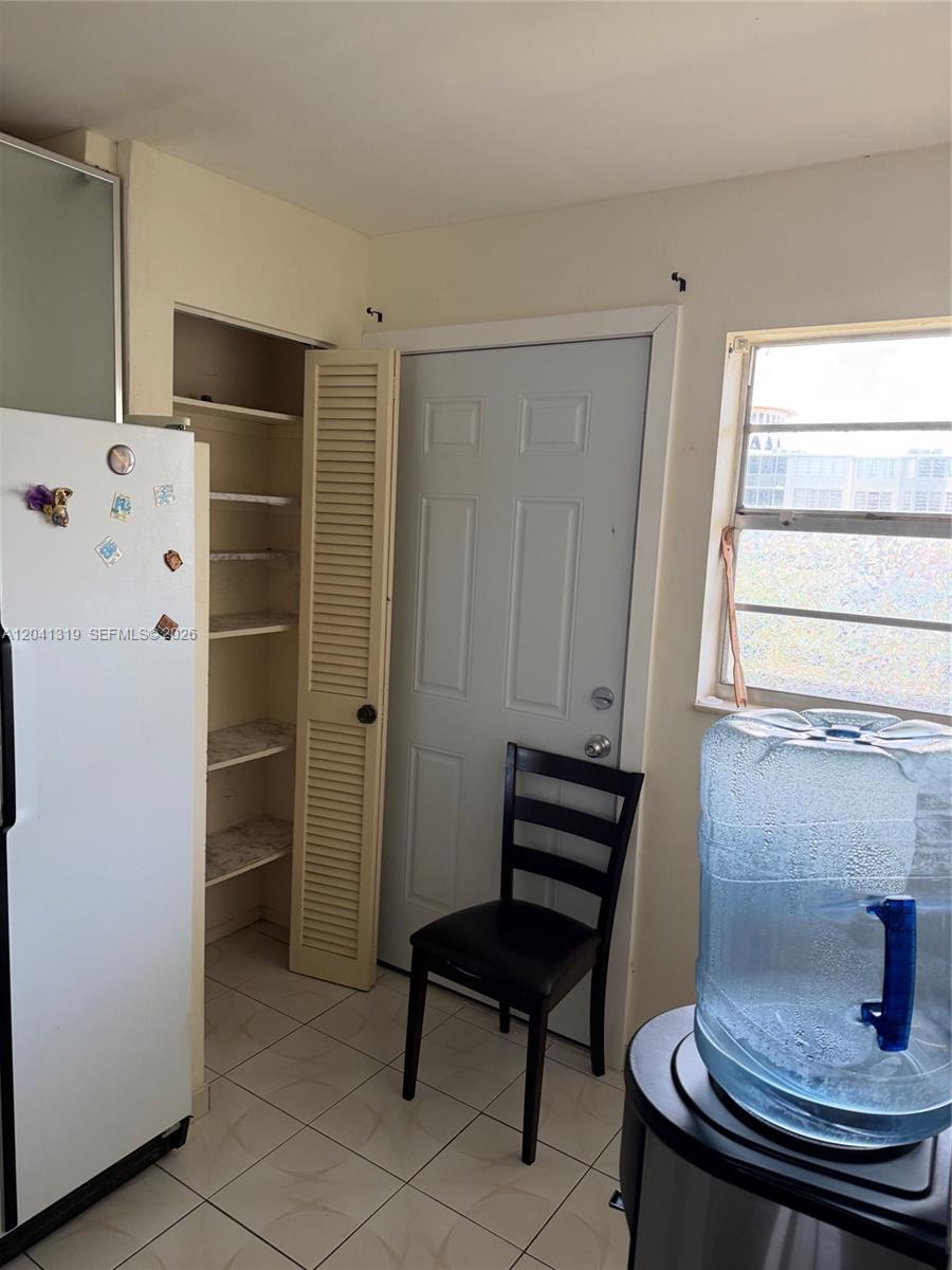 627-4 2 / 2 1317 sq. ft. $ 2026-06-24 0 Photo