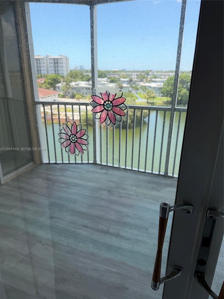 627-4 2 / 2 1317 sq. ft. $ 2026-06-24 0 Photo