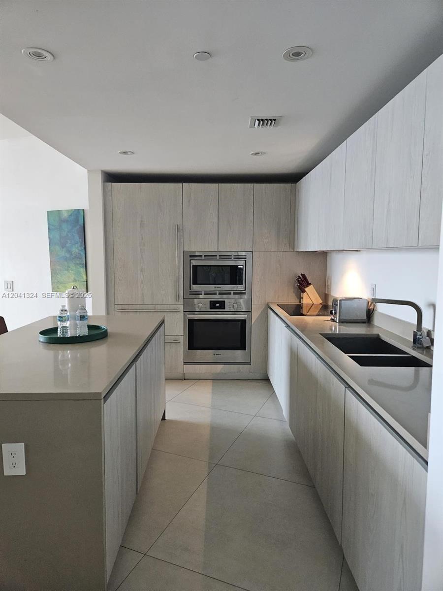 1204 2 / 2 1126 sq. ft. $ 2026-06-22 0 Photo