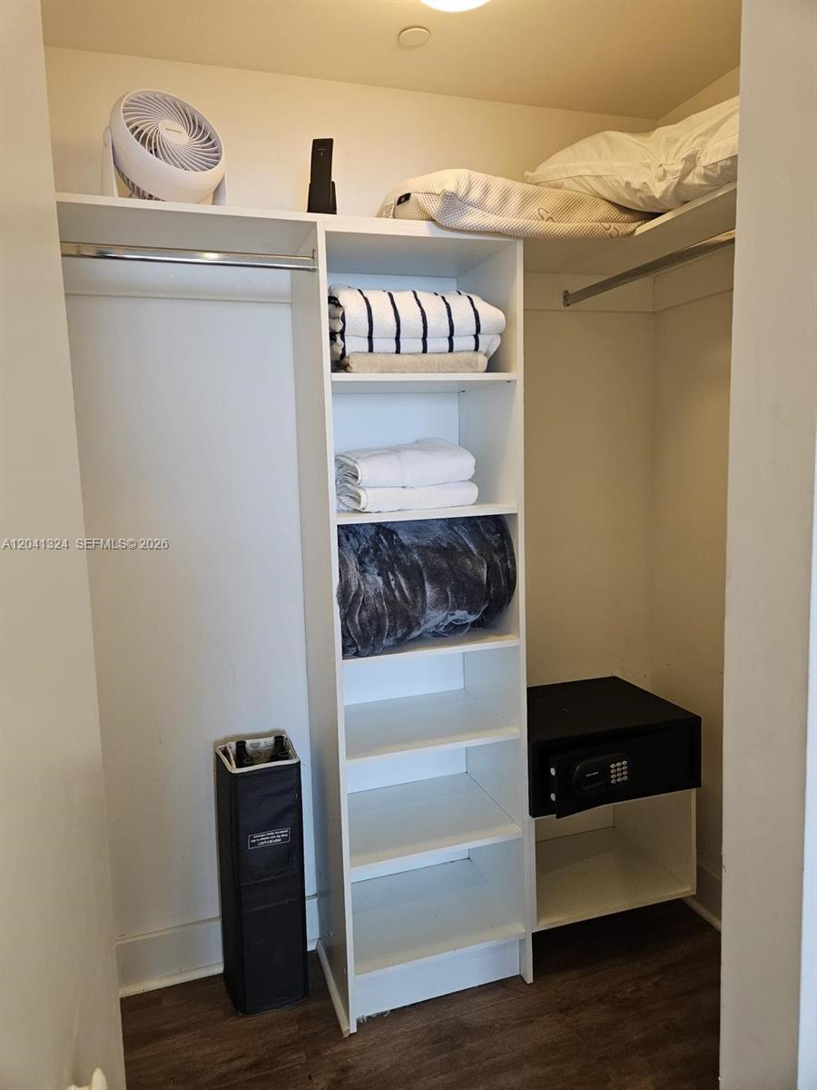 1204 2 / 2 1126 sq. ft. $ 2026-06-22 0 Photo