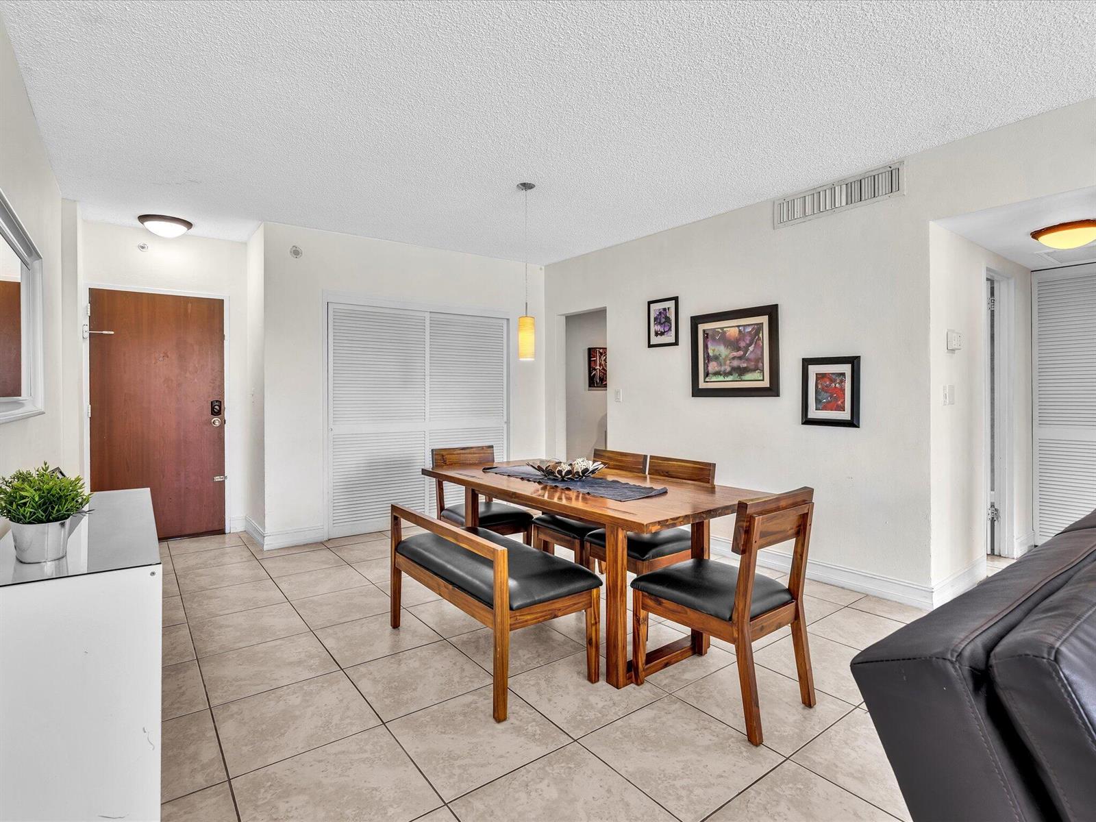 Photo of 3901 Ocean  #3j, Hollywood, Florida, 33019 - 21-FPP00301