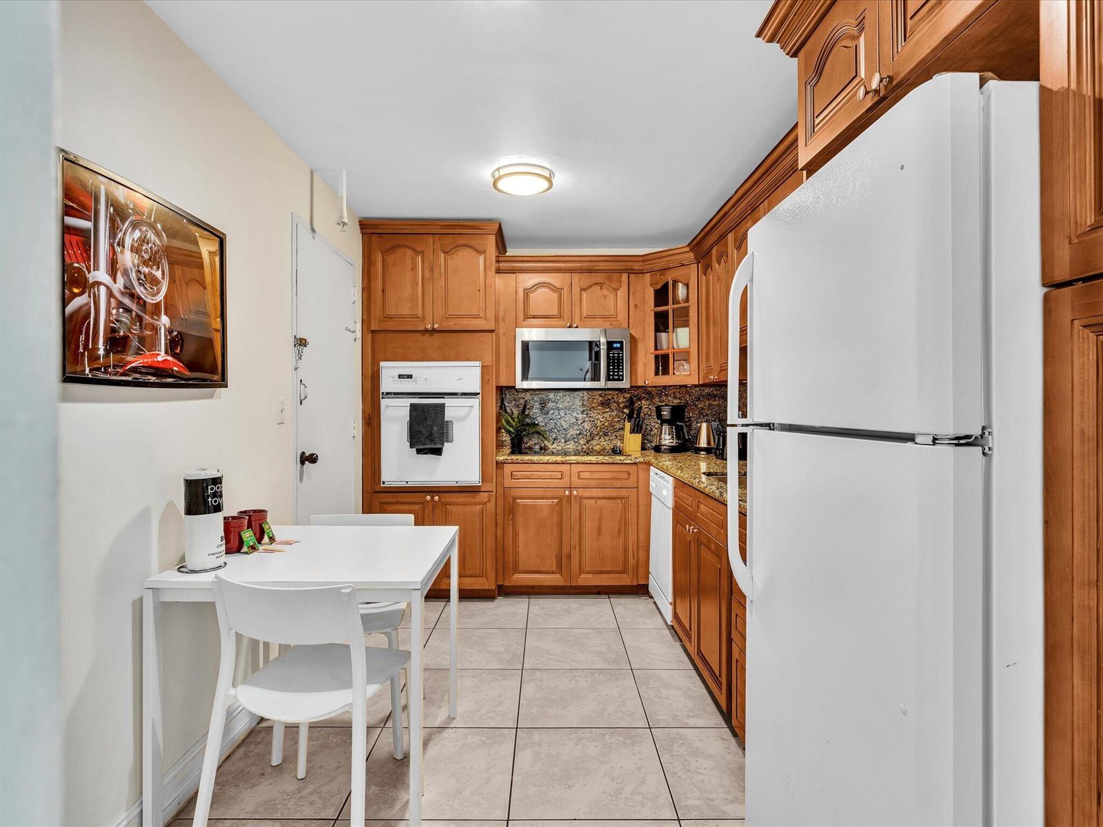 Photo of 3901 Ocean  #3j, Hollywood, Florida, 33019 - 24-FPP00316